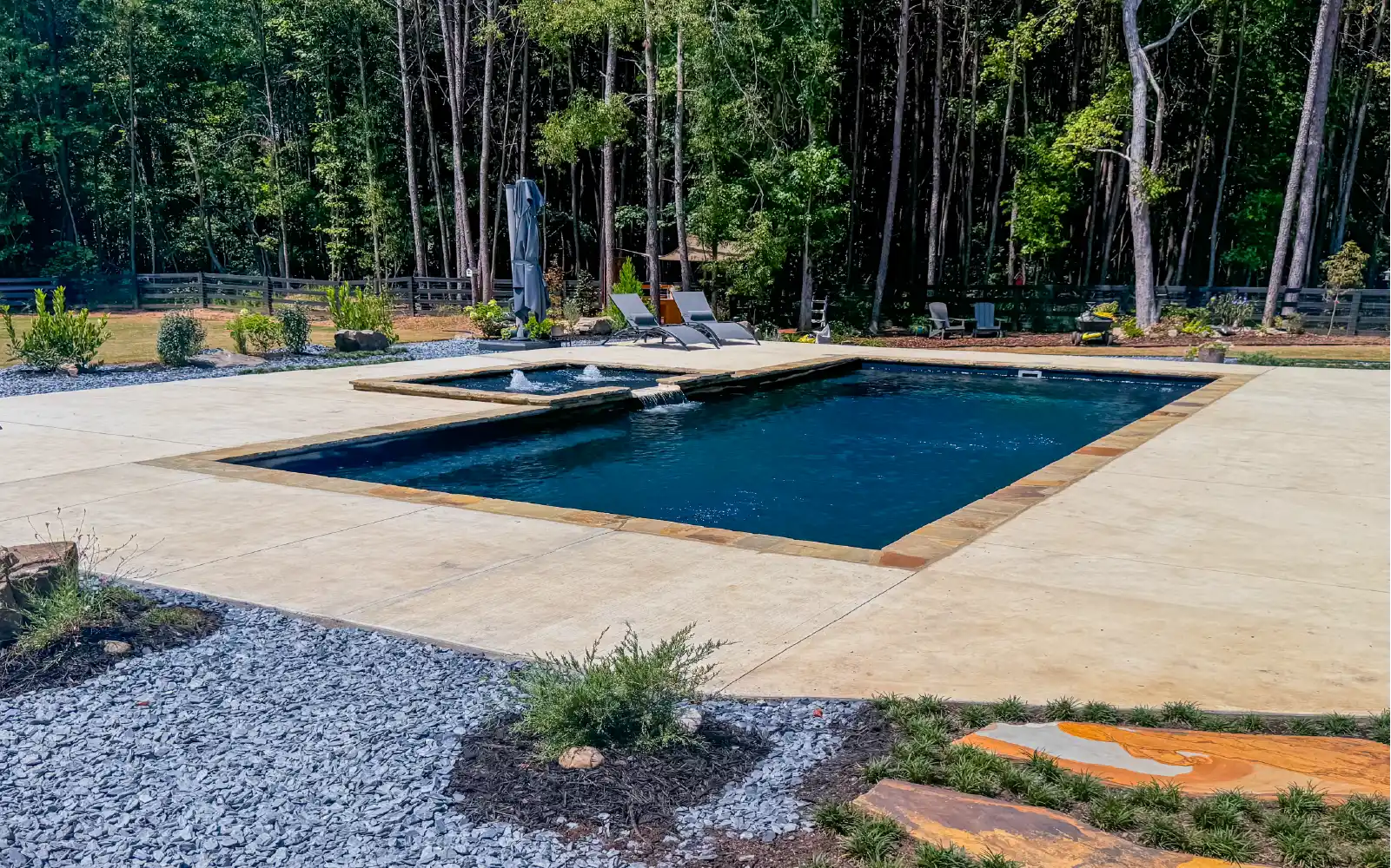 Leisure Pools Athens: Athens, GA’s Premier Fiberglass Pool Builder